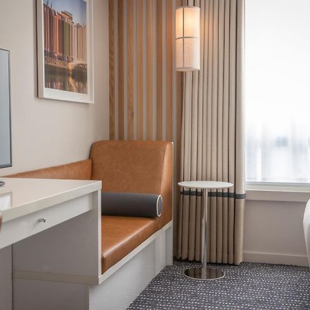 The Morrison Dublin, Curio Collection By Hilton Hotel Exterior foto